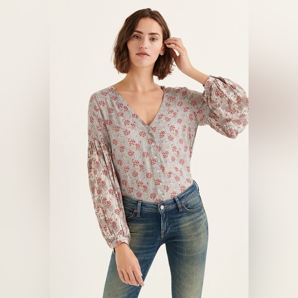 Lucky Brand 100% viscose Cream Blouse with Red Floral Print